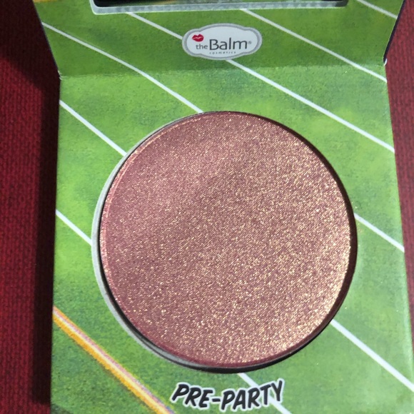 theBalm TheBalmfire Shadow/Blush Duo - Game Day - Picture 3 of 5